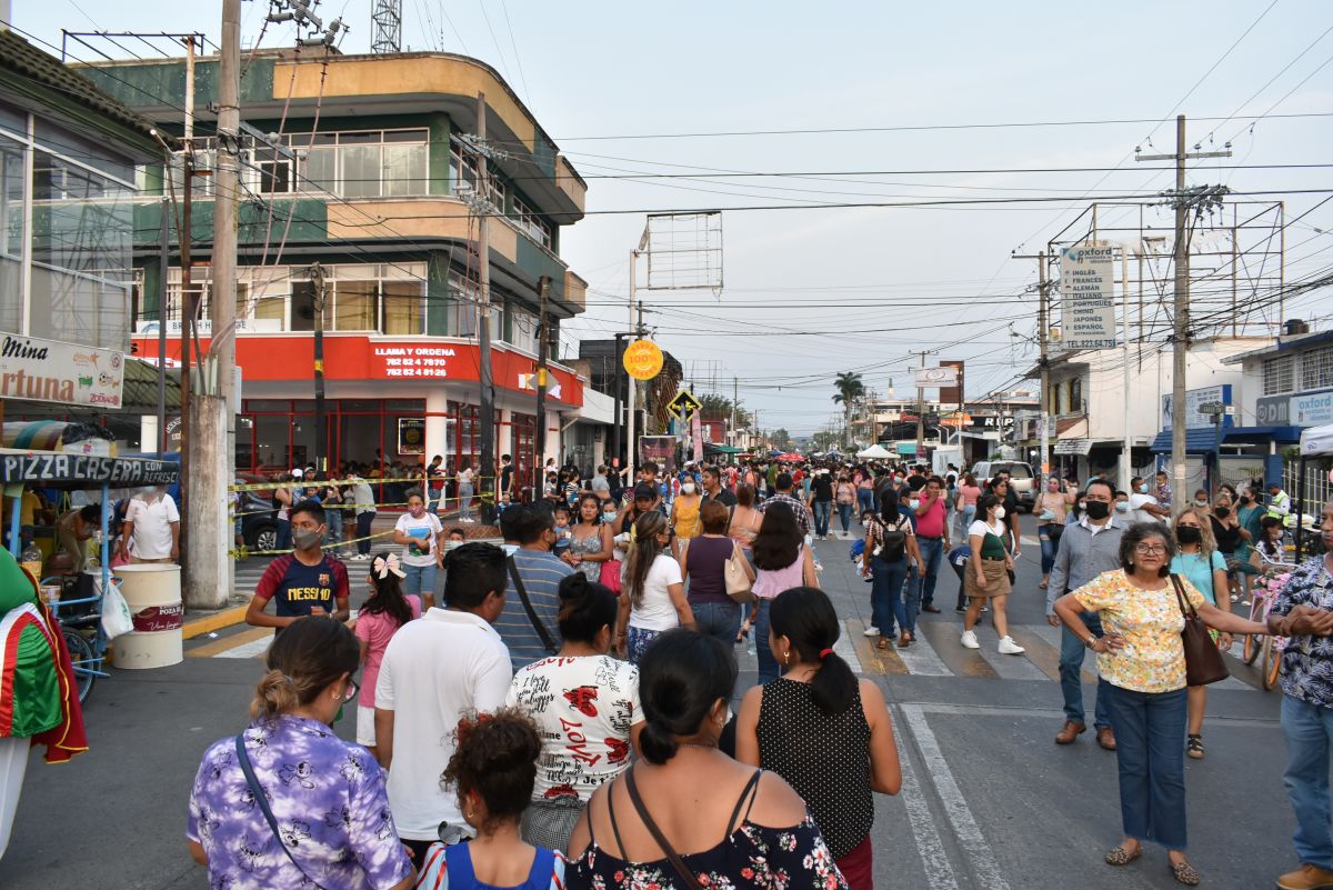 El Heraldo De Poza Rica Vive Tu Noche El Pr Ximo De Junio