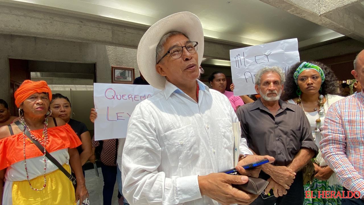 Afrodescendientes reclaman suspensión de la discusión de la Ley Afro