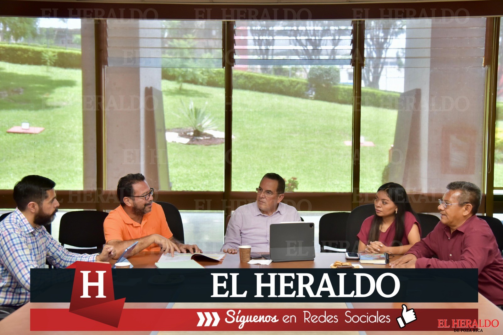 Atienden Diputada y Senador a citricultores de Álamo