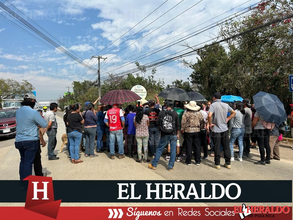 Bloquean por segundo día