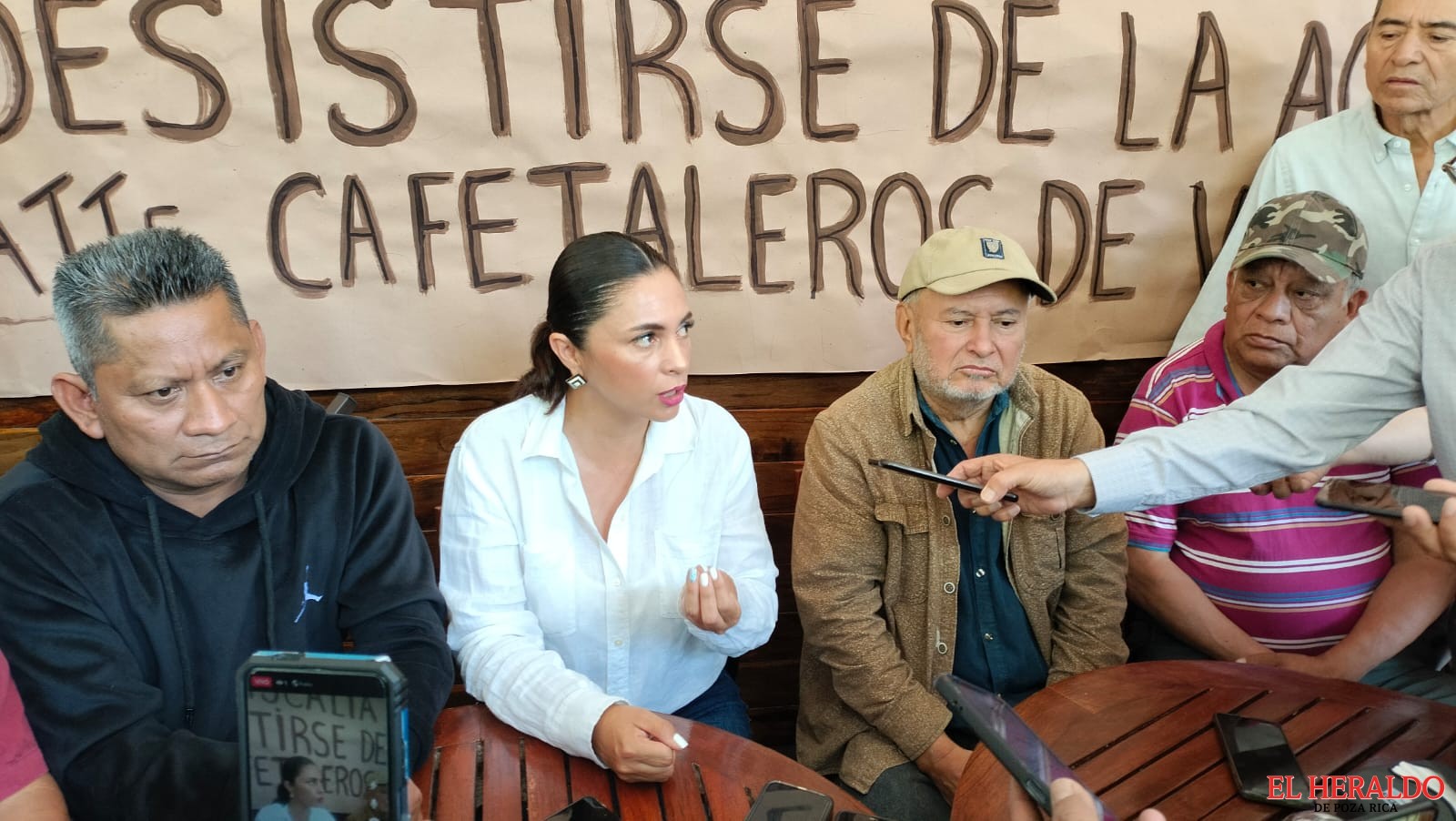 Cafetaleros acusados