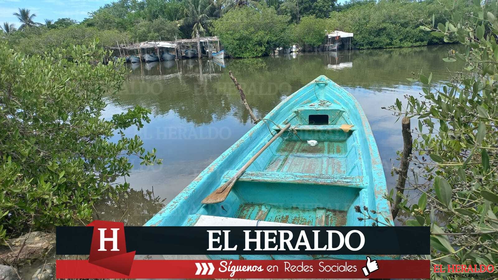 Cerrado puerto de Tamiahua