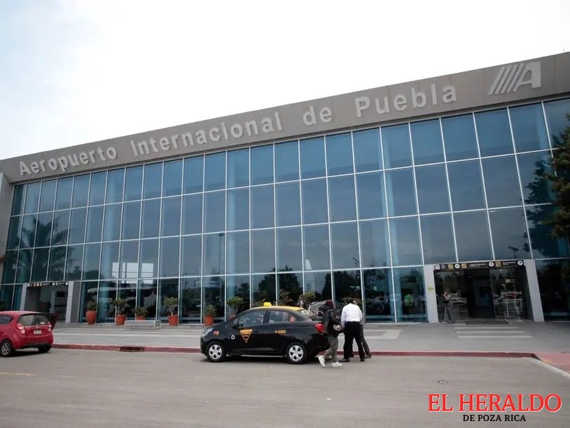 Cierran aeropuerto