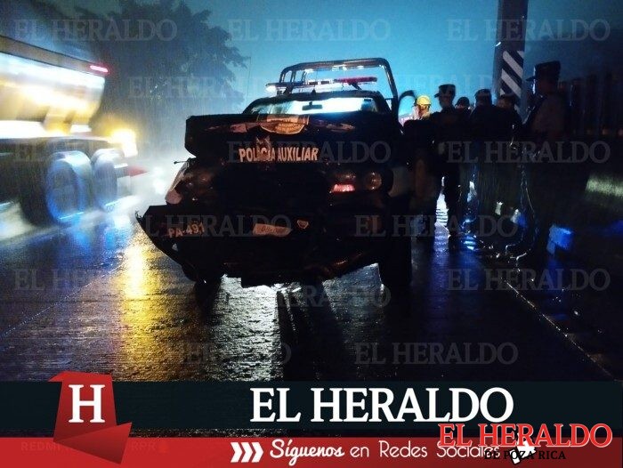 Cinco policías