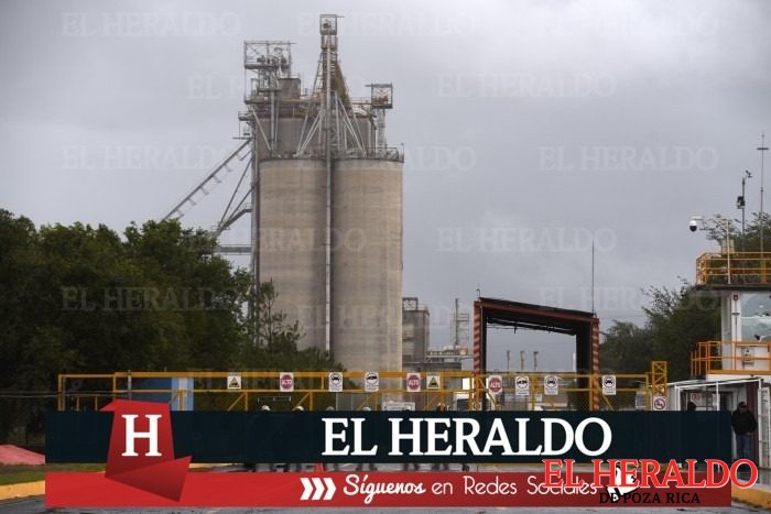 Clausuran temporalmente Granjas Carroll por irregularidaes en el manejo de residuos