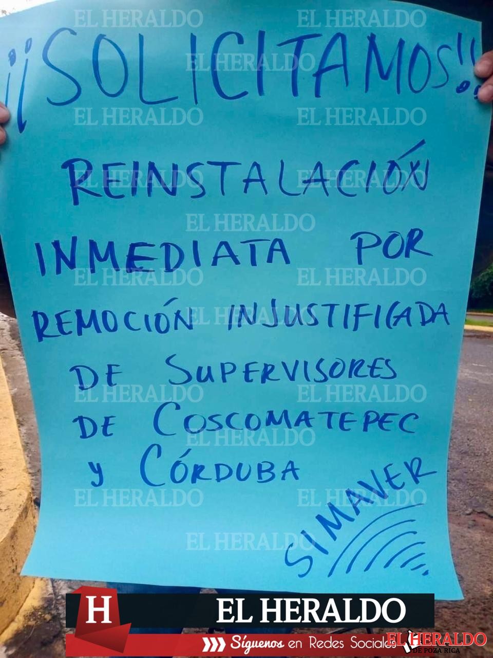 Docentes toman la SEV por despido injustificado de dos supervisores 2