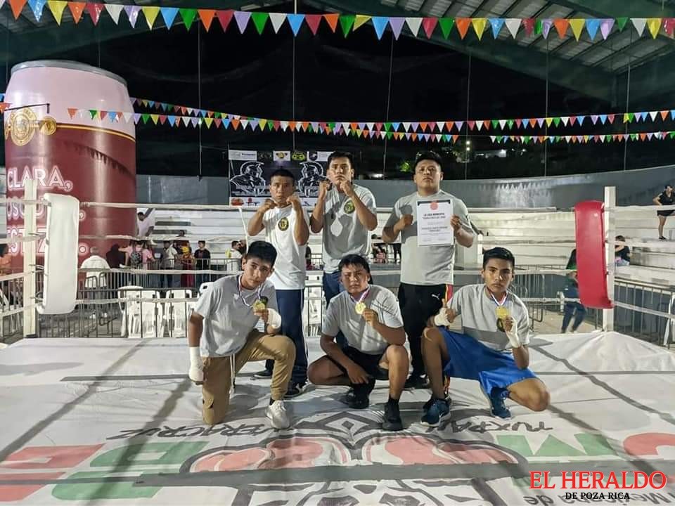 Domina Zamora evento boxístico