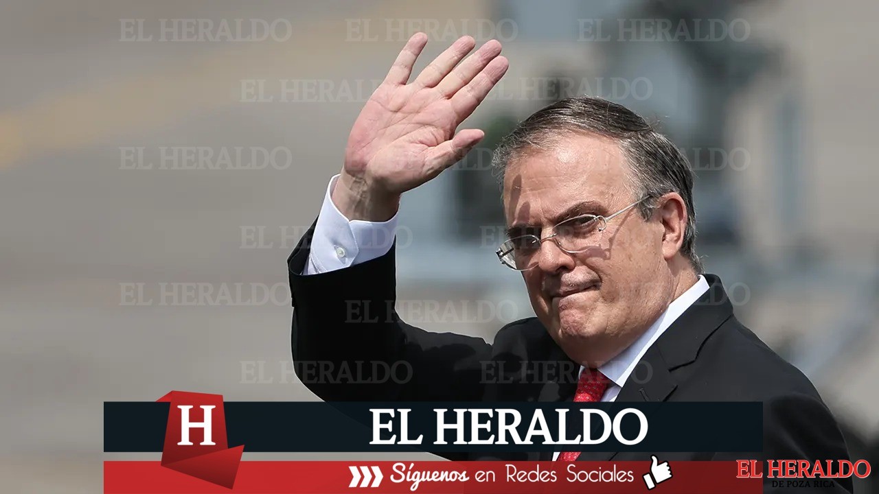 Ebrard insiste