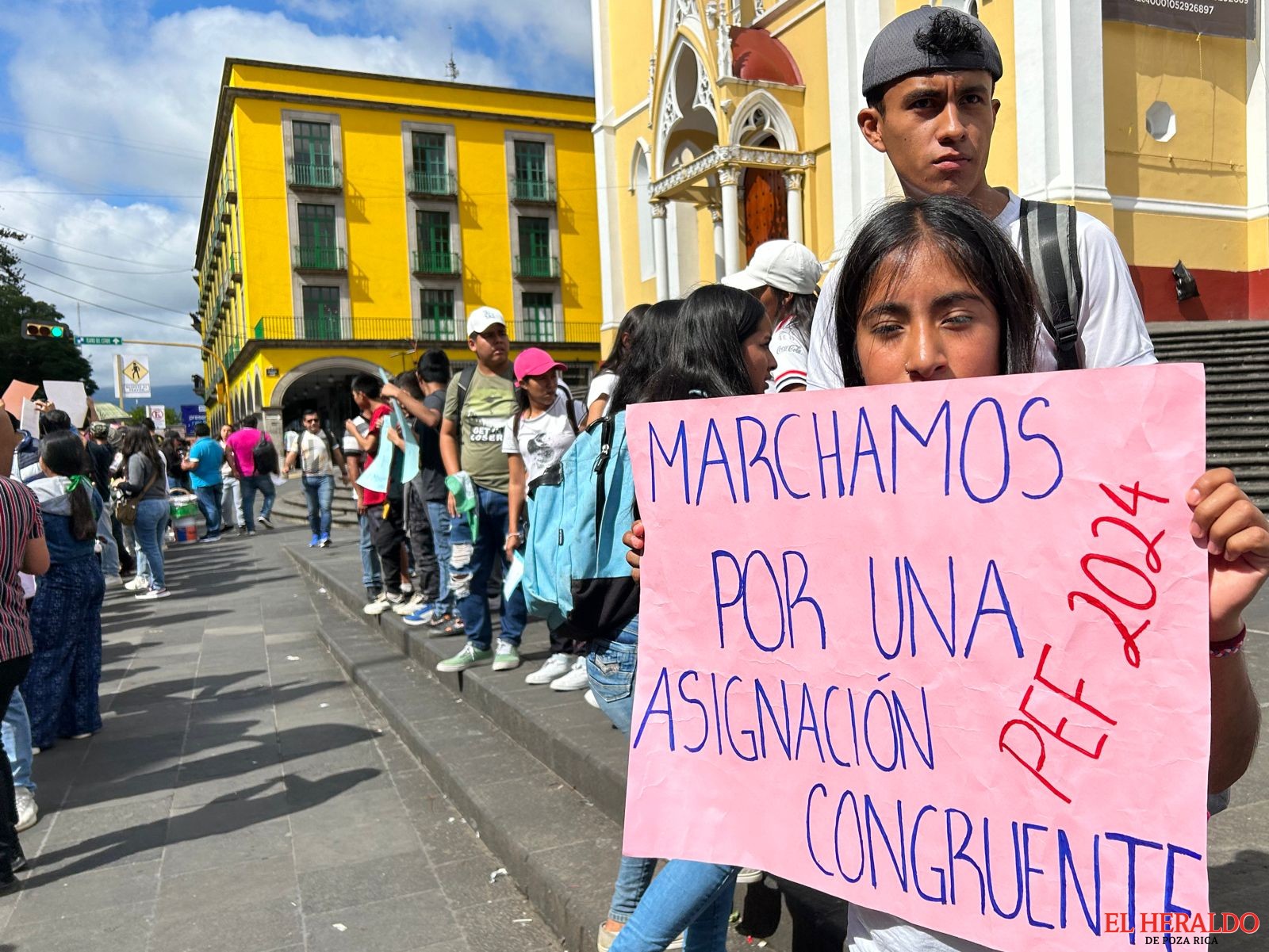 Estudiantes antorchistas