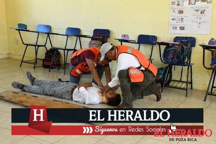 Evacúan secundaria por sismo