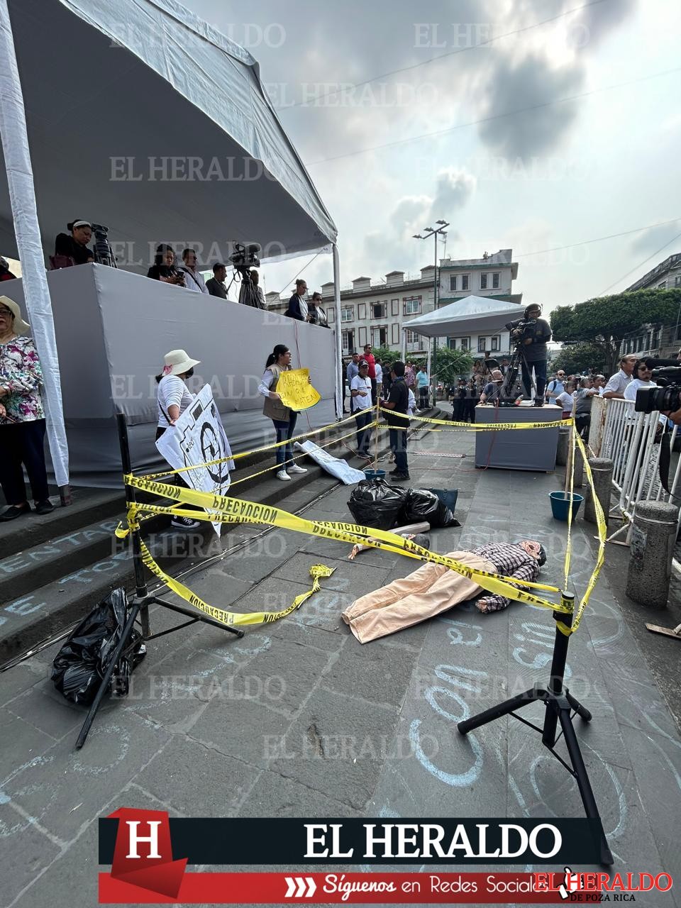Exigen justicia por periodistas asesinados durante desfile del Día del Trabajo 2