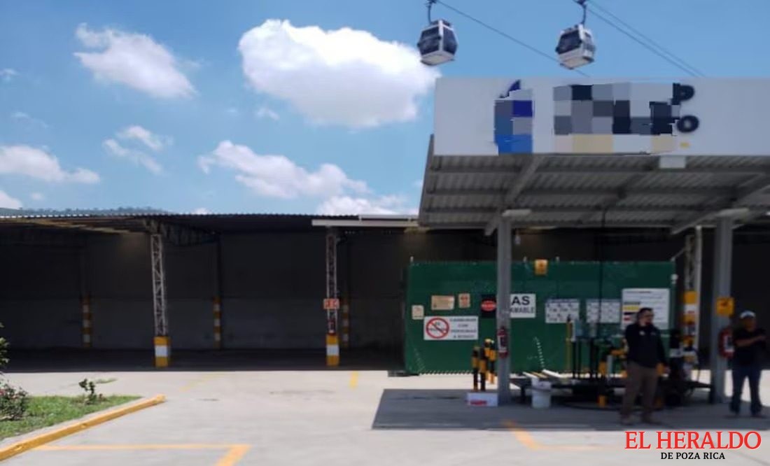 FGR asegura en Edomex más de 9 mil litros de hidrocarburos en cateos