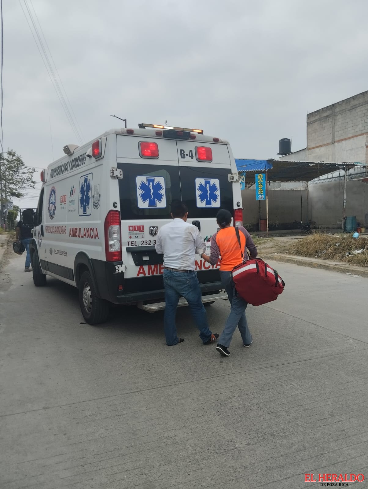 Par de motociclistas