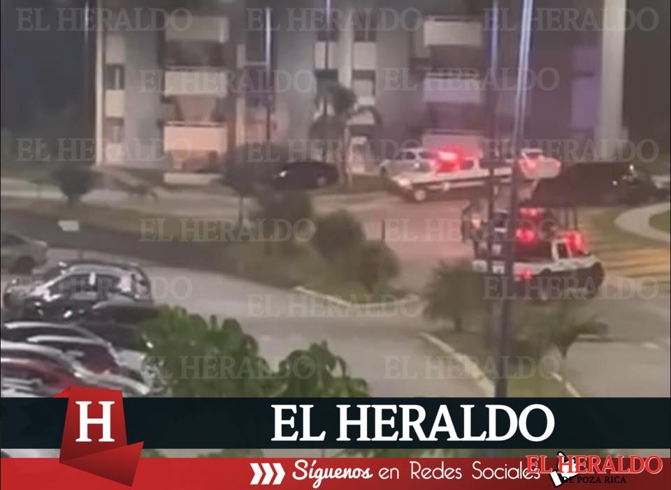 Policías disparan a estudiantes en Xalapa 3