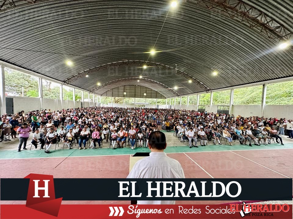 Rodrigo Calderón entrega