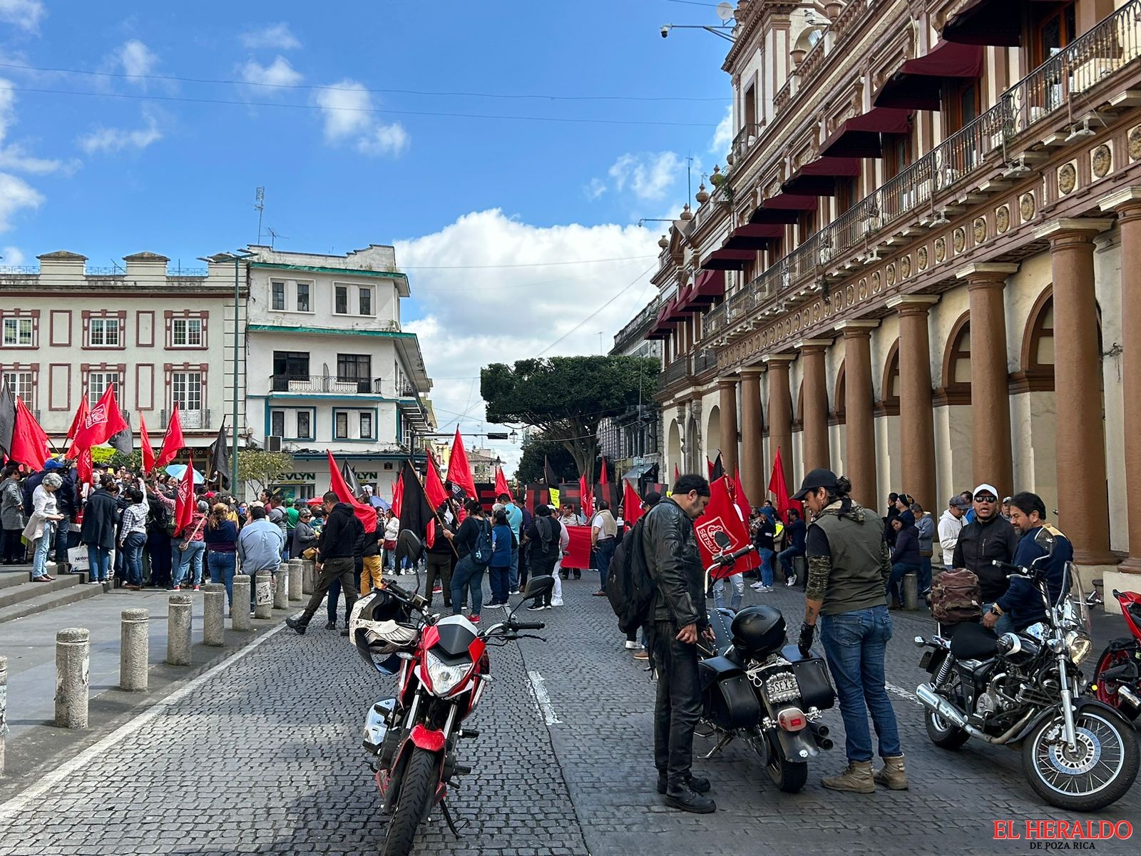 Solución o huelga