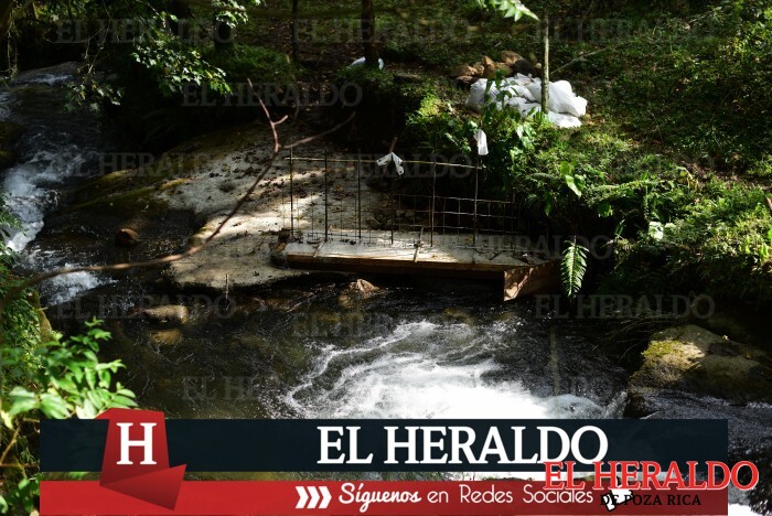 Xiqueños rechazan entregar agua a Teocelo