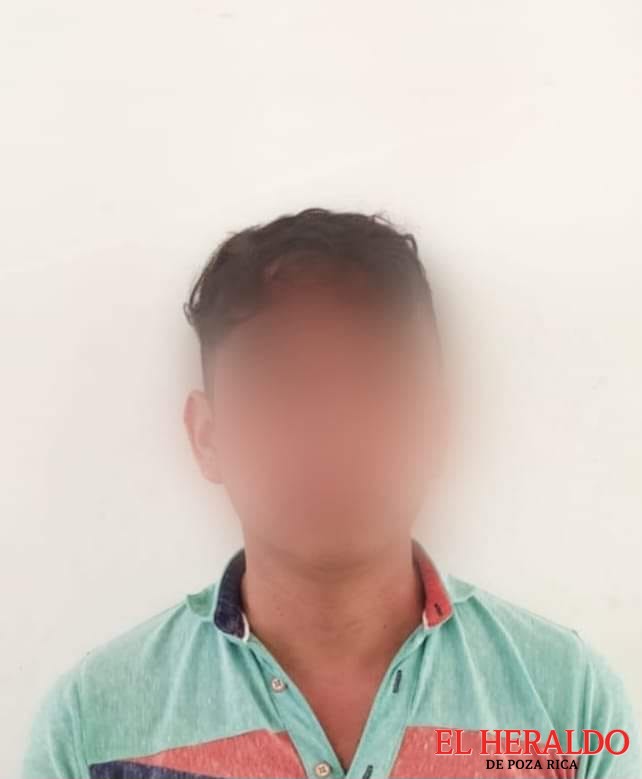 detienen a taxista depravado