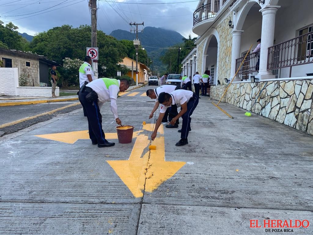 refuerzan seguridad de peatones 2