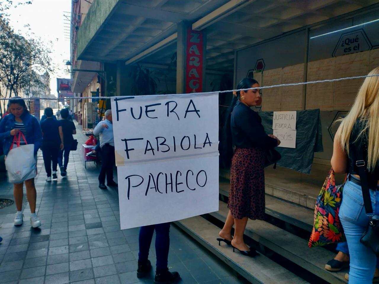 Bloquean centro2