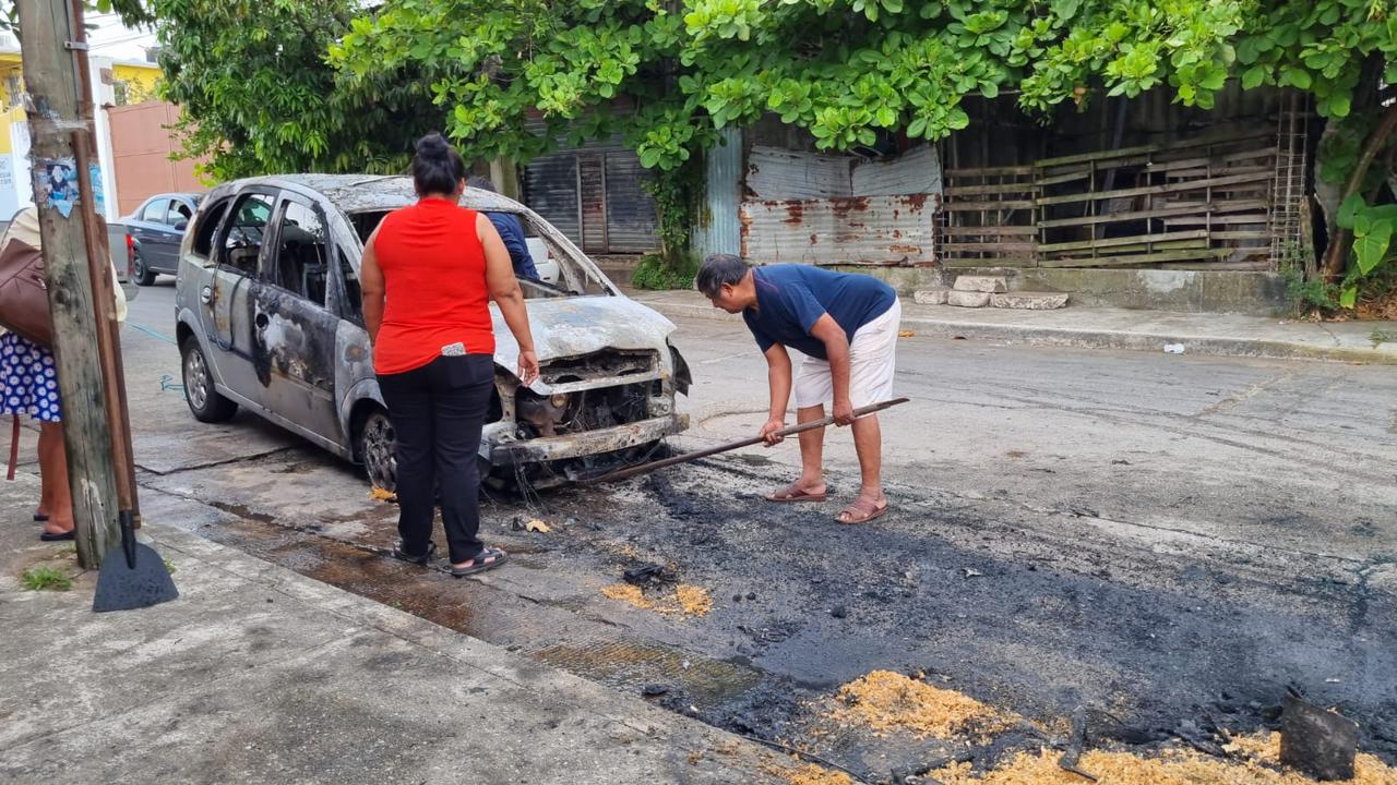 Se calcinó auto