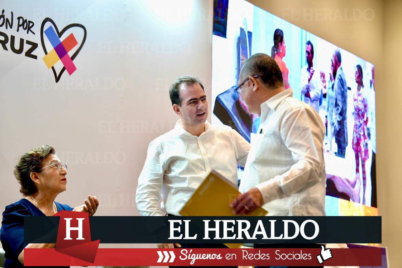 Presenta Pepe Yunes propuestas para recuperar la salud de Veracruz