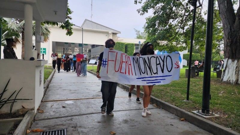 Alumnos exigen expulsión inmediata de compañero