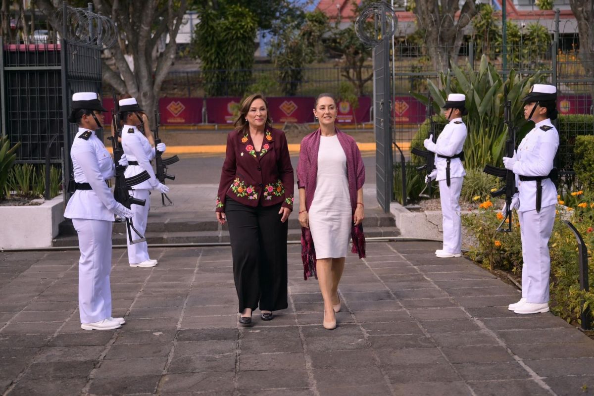 Asiste Claudia a toma de protesta de Nahle