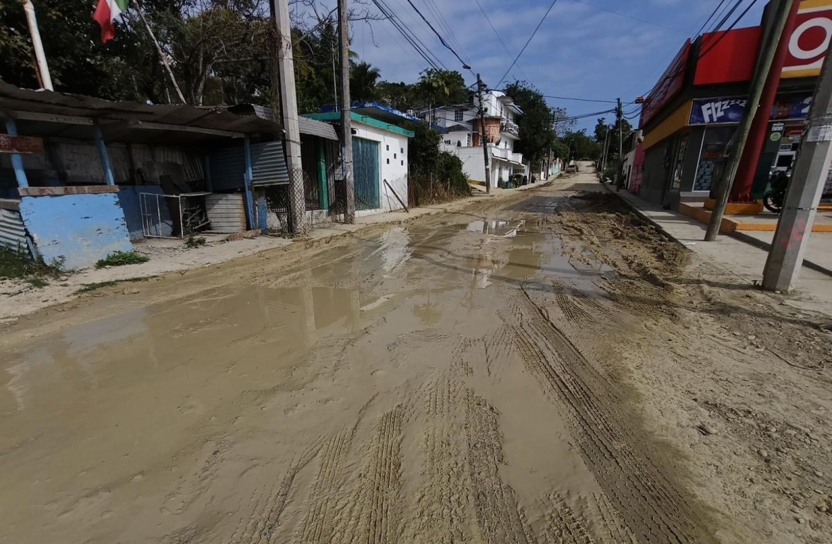 Lodazal en Los Pinos