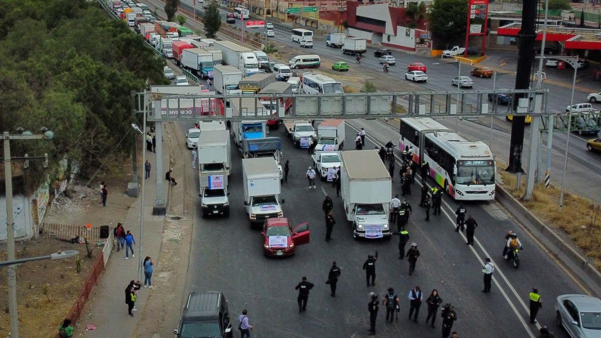 Transportistas convocan a bloqueo