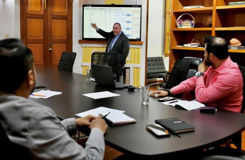 Buscan reactivar el aeropuerto Tajín