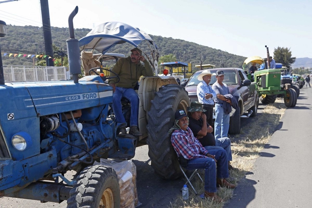 Informa SICT de 33 cierres en carreteras Informa SICT de 33 cierres en carreteras