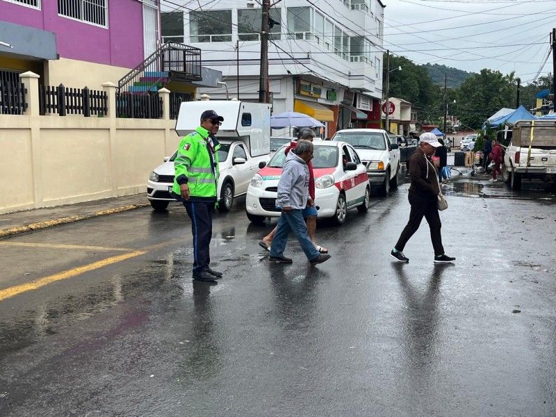 Refuerzan prevención de accidentes en escuelas Refuerzan prevención de accidentes en escuelas