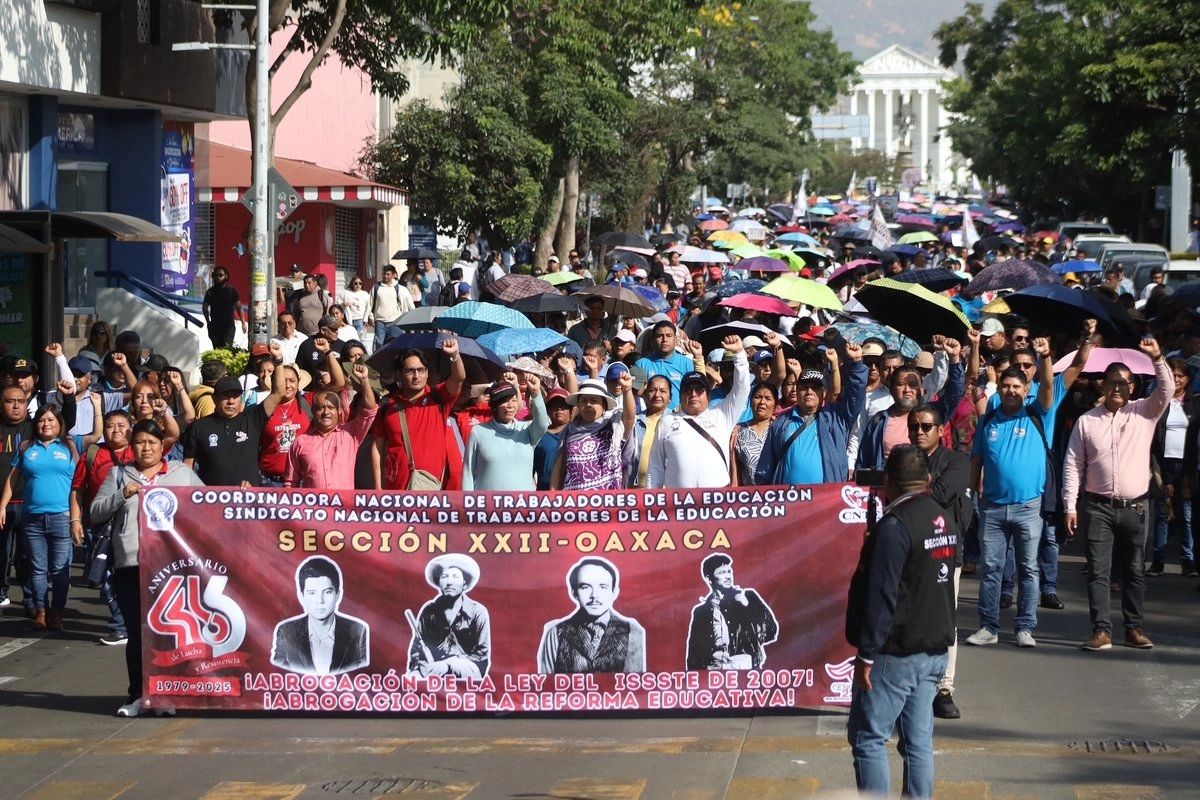 CNTE cumple 46 años y reafirma su defensa de los derechos laborales