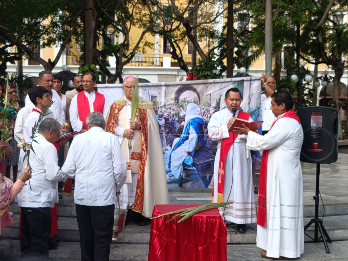 Celebran con fe el Domingo de Ramos Celebran con fe el Domingo de Ramos