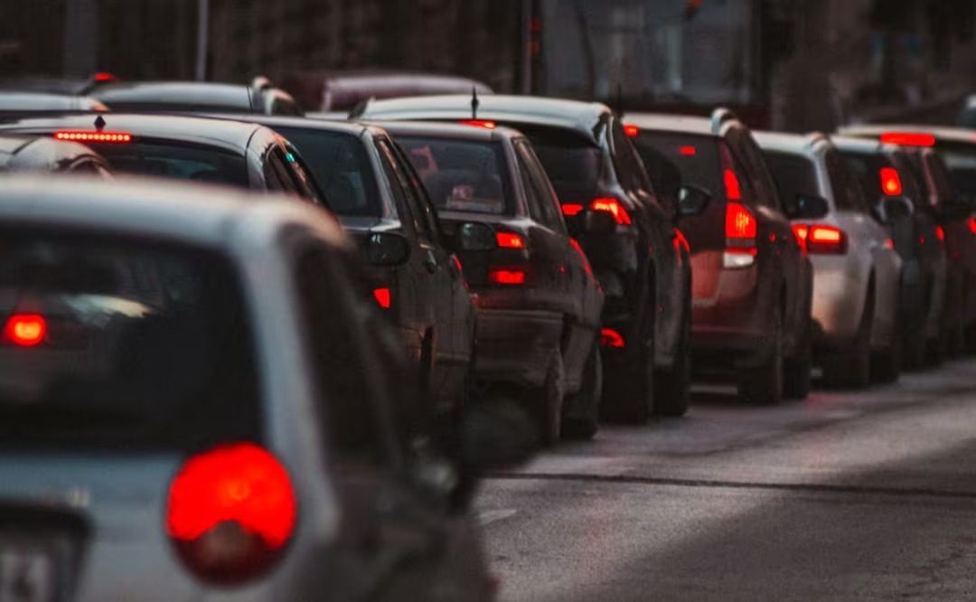 Hasta 20 mil muertes al año por contaminación vial: expertos