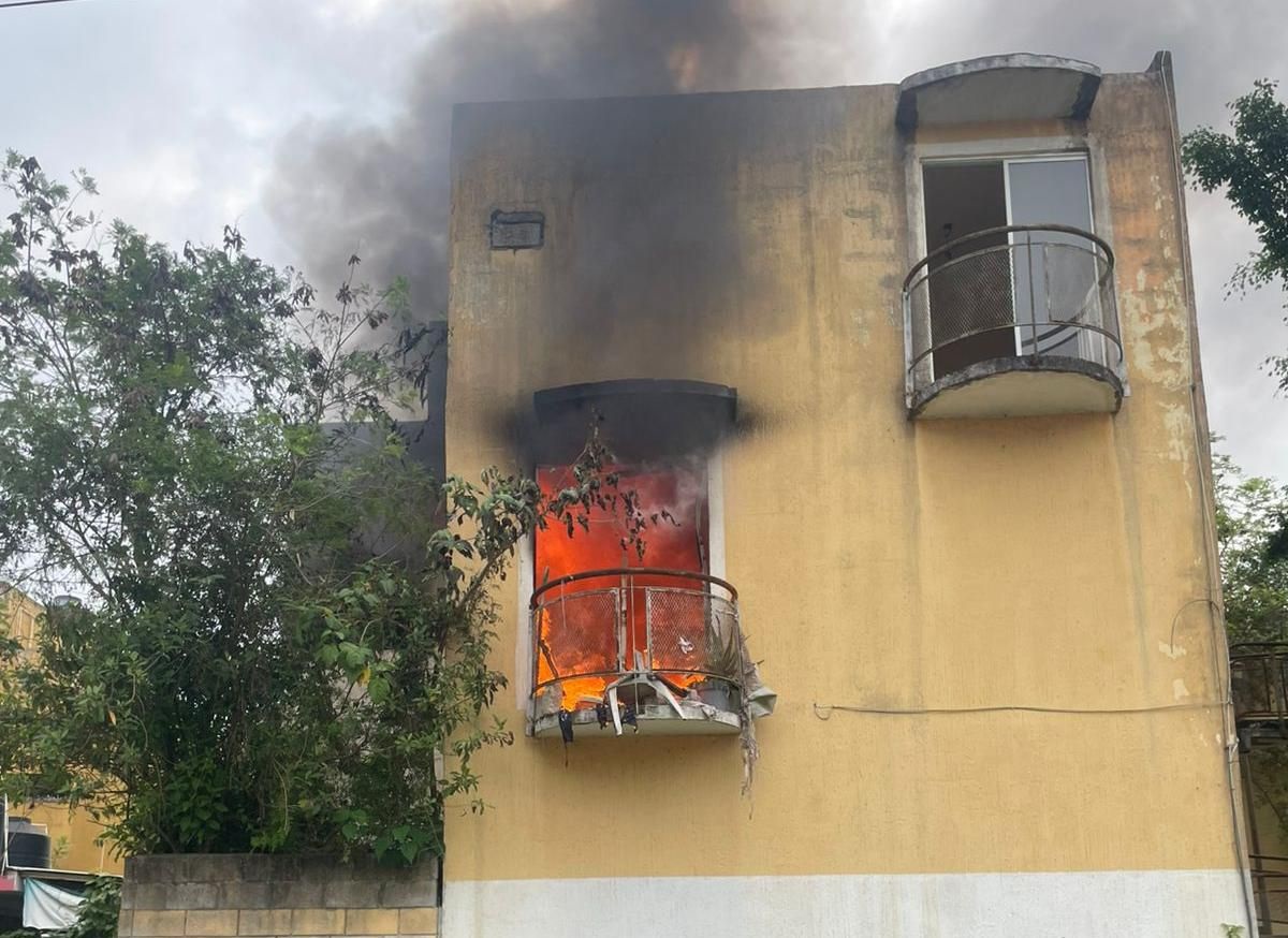 Incendio en Coatzintla consume departamento