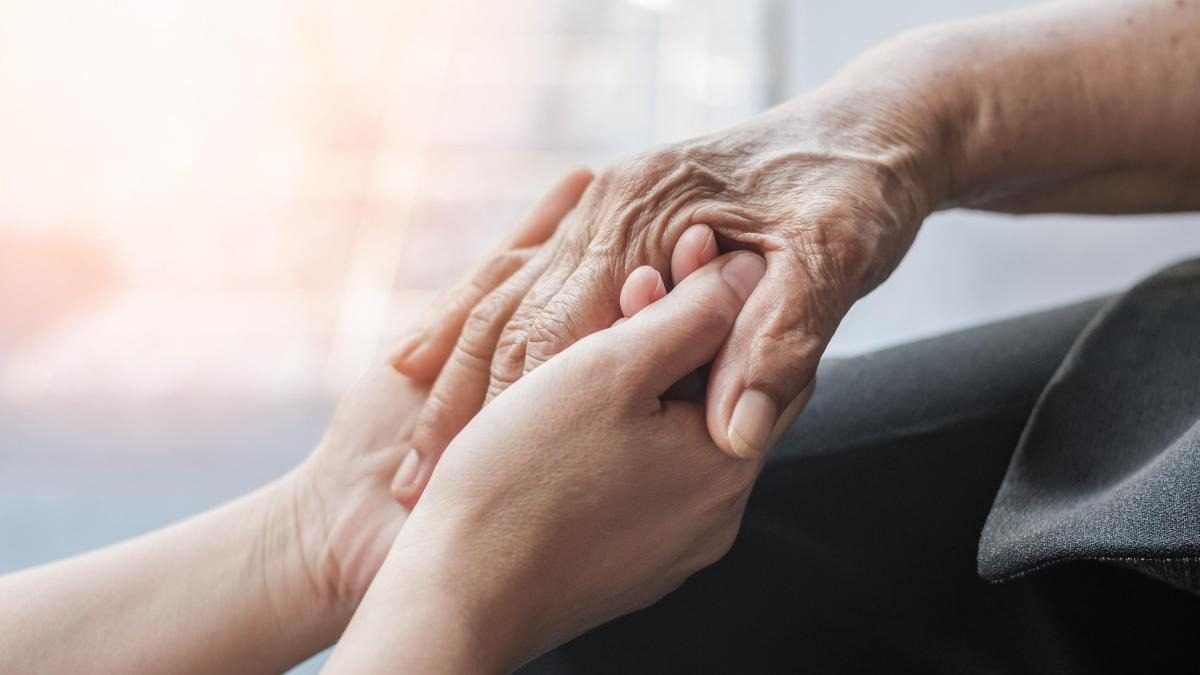 Adultos mayores sufren de violencia