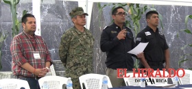 Gobierno de Tuxpan entrega vales de despensa a 135 elementos de la Policía Municipal