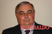 ALGO MÁS QUE PALABRAS / LAS POLÍTICAS DE FAMILIA Y EL CONVIVIR COMO POÉTICA / VÍCTOR CORCOBA HERRERO