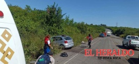 Un muerto y dos lesionados Un muerto y dos lesionados