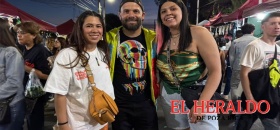 J Balvin conmueve en el Palacio de los Deportes