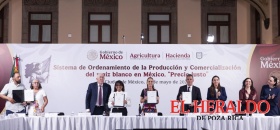 Firma Presidenta programa de ordenamiento del mercado del maíz Firma Presidenta programa de ordenamiento del mercado del maíz